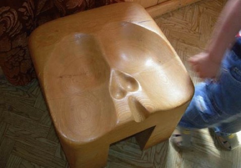 070814 stool for men