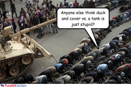 Bilder-Thread tHGuznu political-pictures-egyptian-riots-duck-c