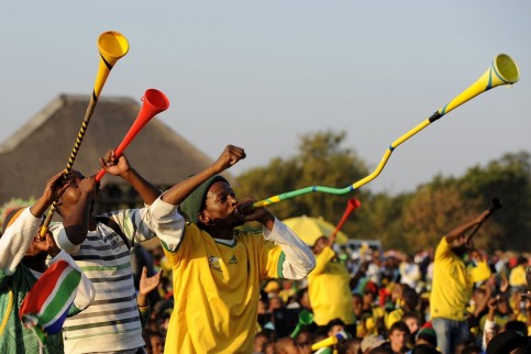 Vuvuzela lang DW P 1120323p