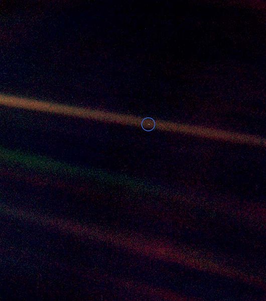 530px-PaleBlueDot