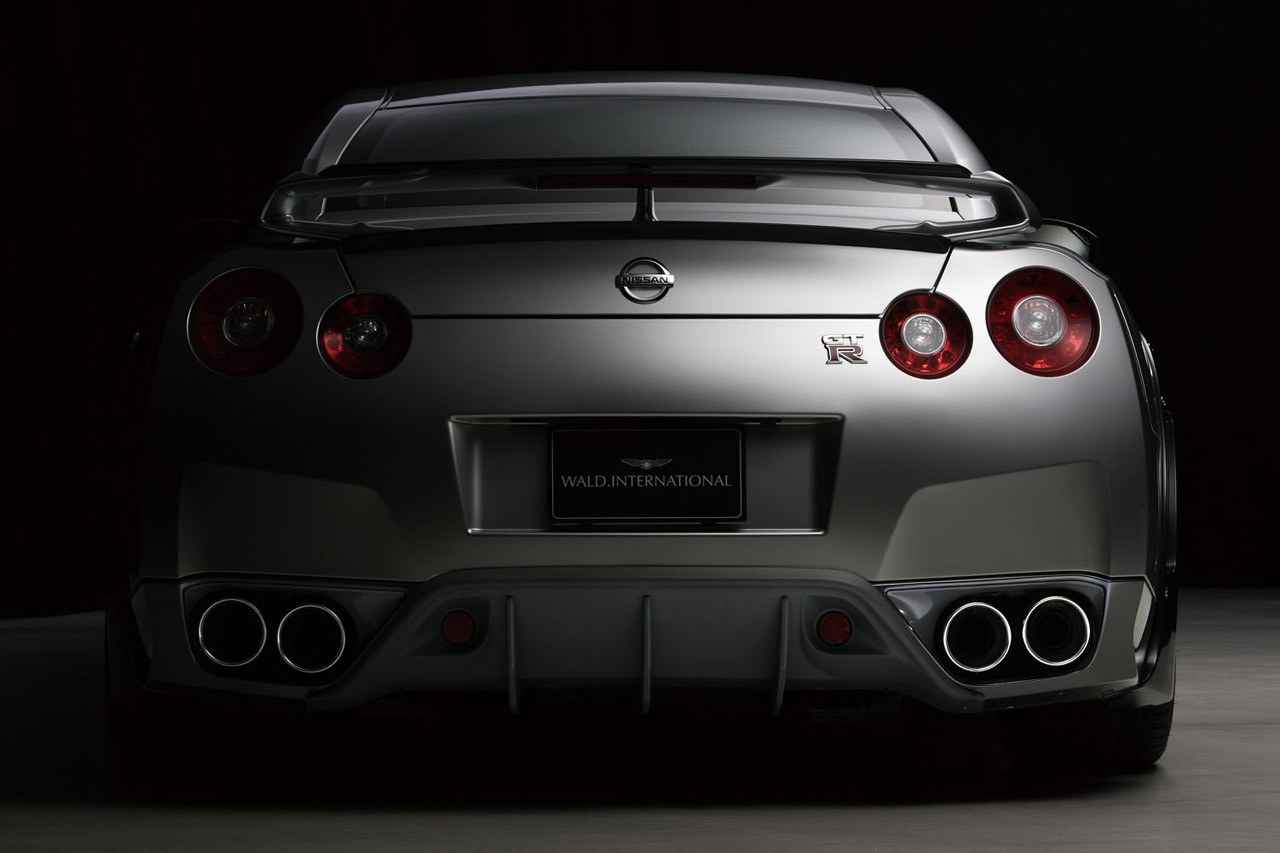 wald-nissan-gt-r-black-bison-05