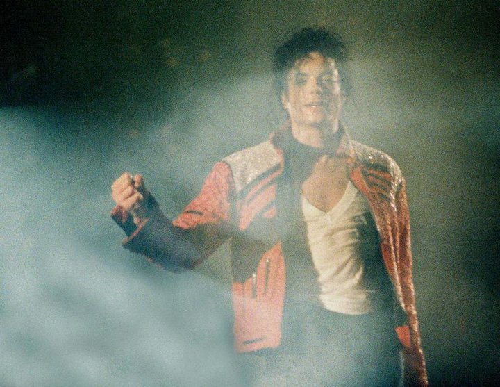 MICHAEL-michael-jackson-18154389-720-557