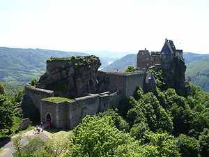 6yCYKS 300px-Burgruine-Aggstein