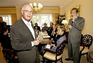 MJ2010FalseAdvisors