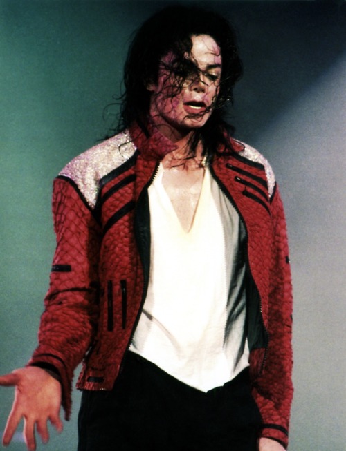 Diamond-michael-jackson-24716621-500-653