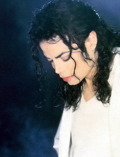 MJJ-michael-jackson-18436004-383-500