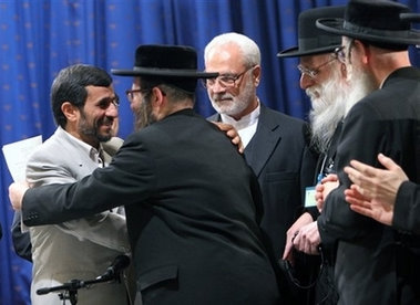 pres ahmadinejad meets rabbi yisroel dov