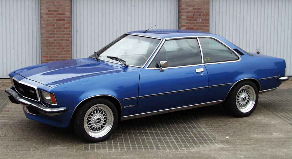 opel commodore b blue big 1