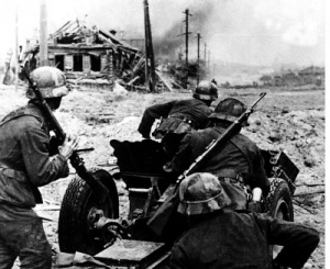 Bilder-Thread 300px-250910-ostfront 42