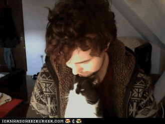Bilder-Thread funny-pictures-animal-gifs-kiss-and-resp