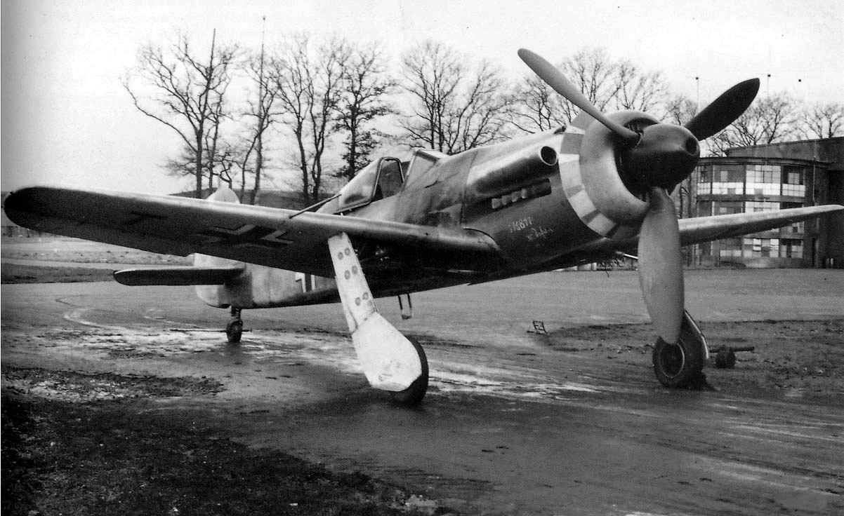 Bilder-Thread focke wulf ta 152 h 1 fighter 01