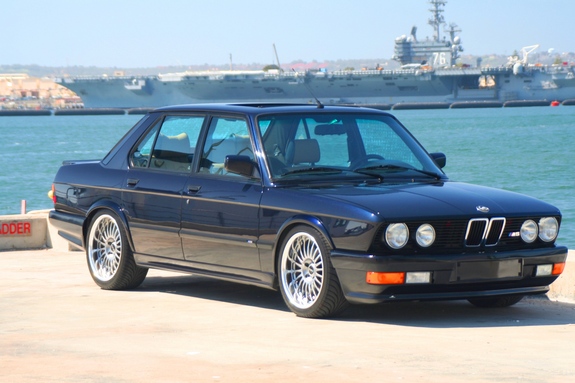 6ffeff 1985-1987 BMW E28 M5