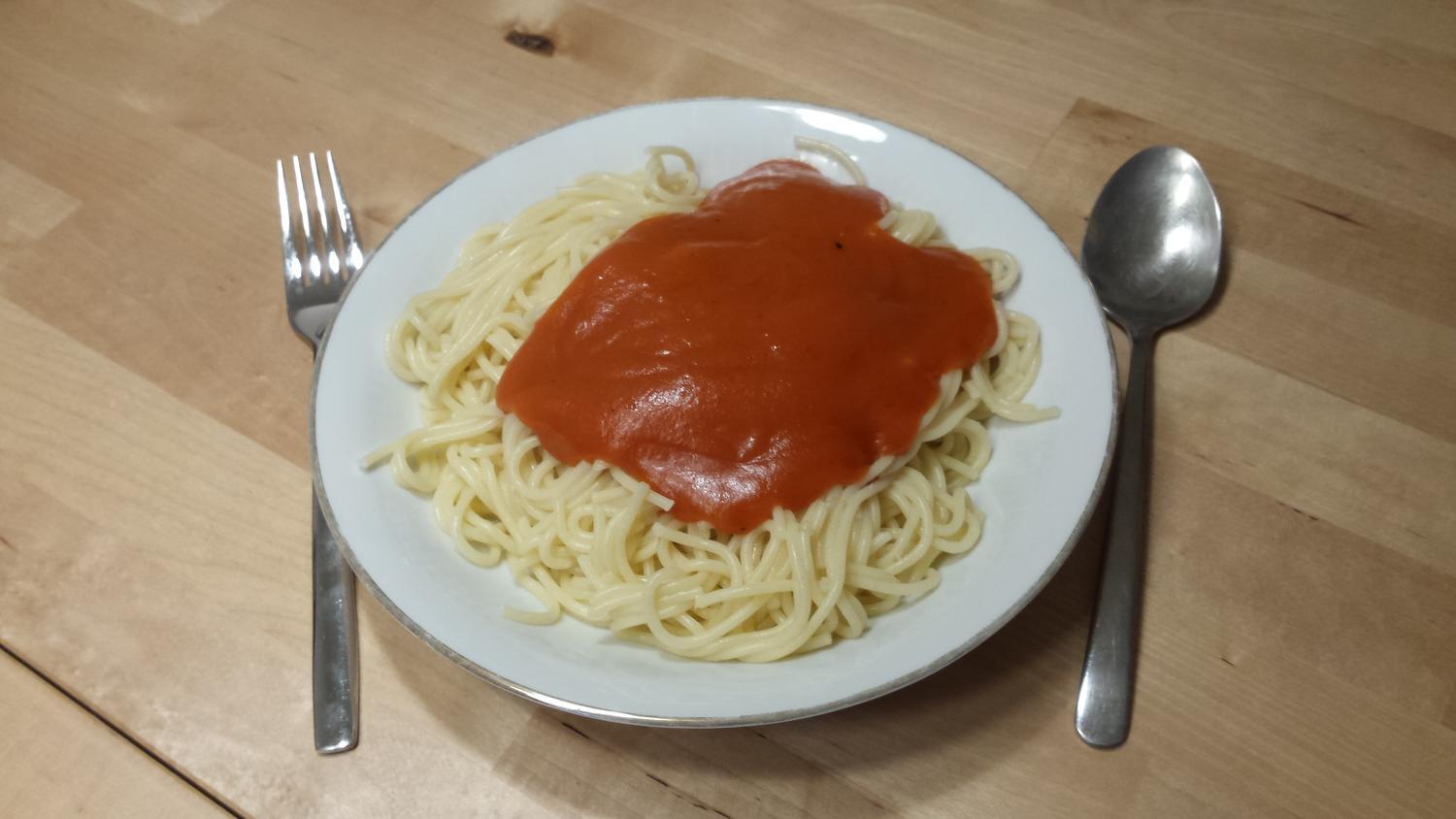 nudeln-mit-suesser-tomatensauce-rezept-b