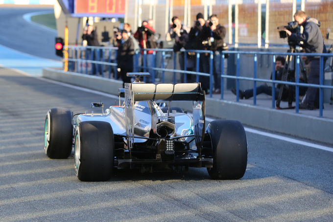 Nico-Rosberg-Mercedes-Formel-1-Test-Jere