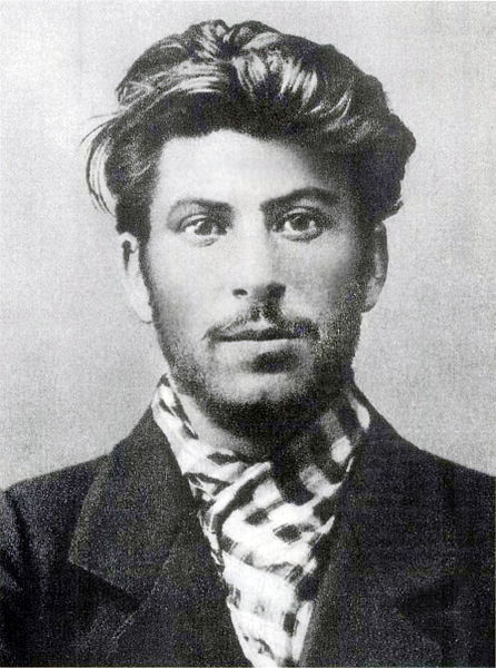 446px-Stalin 1902