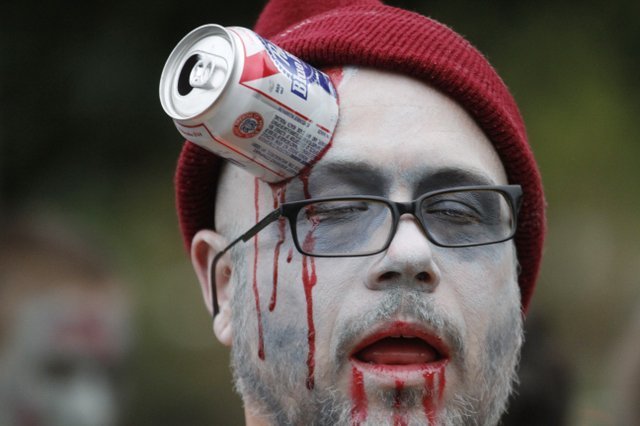 Bilder-Thread zombie beer t640