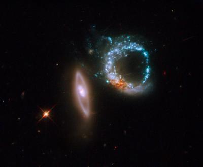 hubble-double-galaxy1