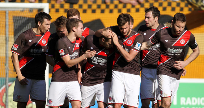 FC-St.-Pauli-vs-Dynamo-Dresden-Feb.2014 