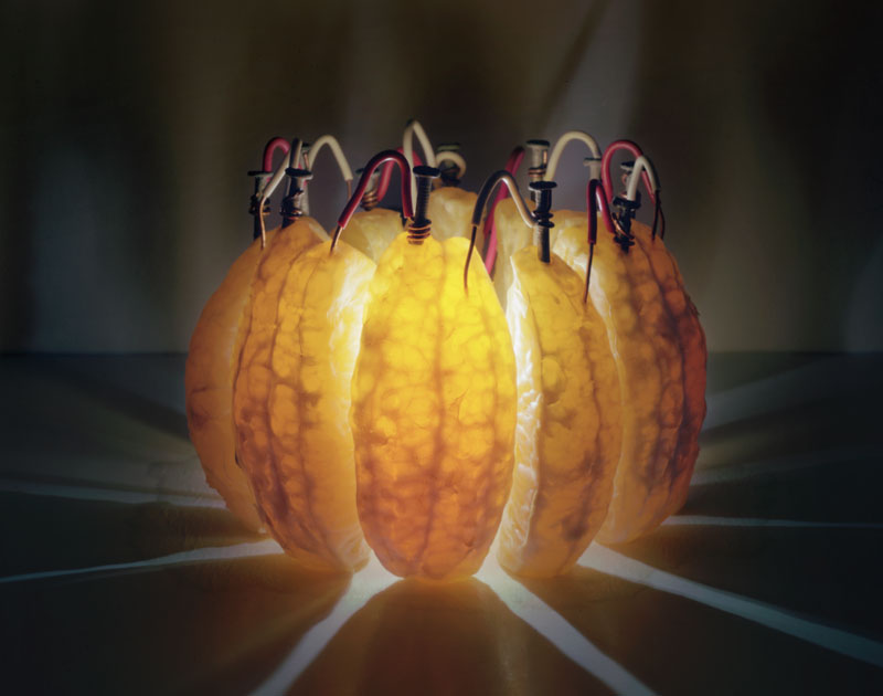 Bilder-Thread orange-power-led-inside-caleb-charland