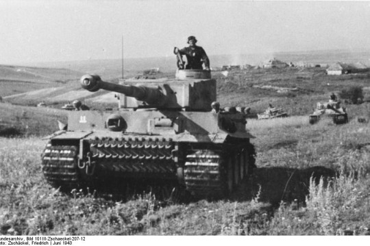 Schlacht-um-Kursk-Panzer-VI-Tiger-I-