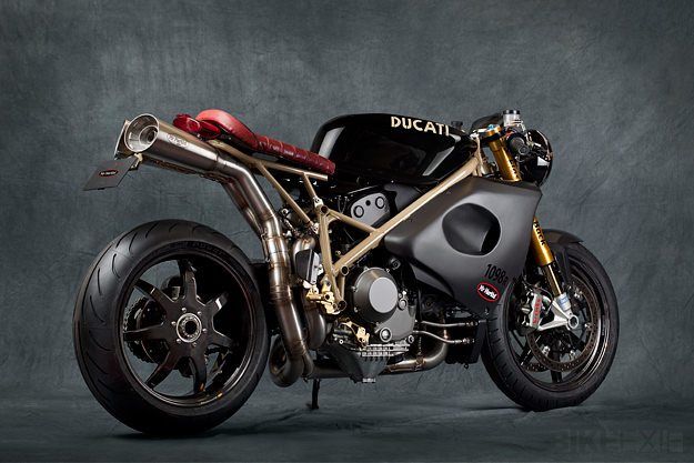 s7yyW4 Mr Martini Ducati 1098R 1