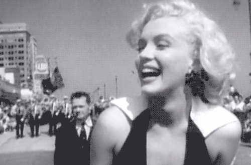 Bilder-Thread tbN136M Yt4IIa cute-gif-marilyn