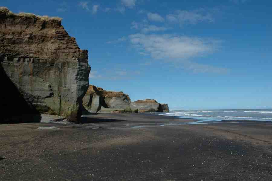 mjMwDI Schwarzer-Strand