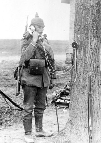 Feldtelefon Soldat 1914 AZ 350 494