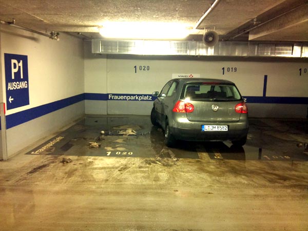 frauenparkplatz