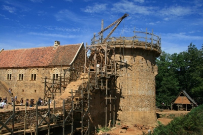 burg-guedelon turmbau