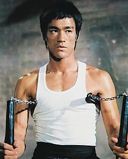 brucelee-2-nunchack