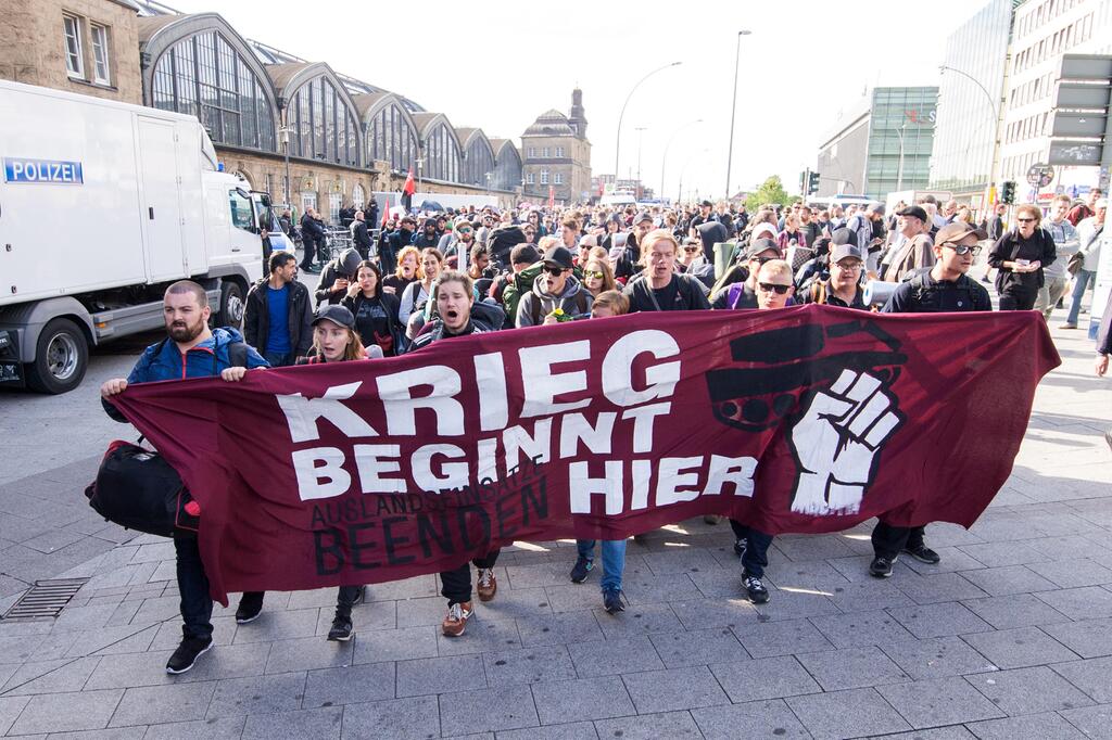 zug20-demonstranten-hamburg-g20-gipfel