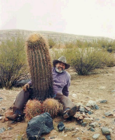 mann-mit-kaktus-penis