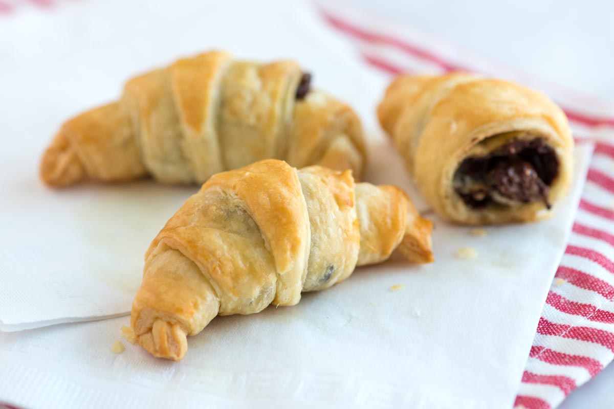 Sinfully-Easy-Chocolate-Croissant-Recipe