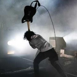 Bilder-Thread guitar smash