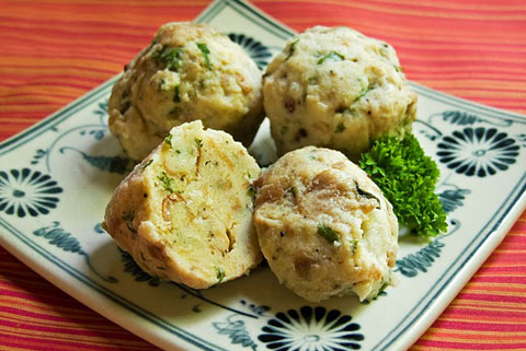 Bilder-Thread German-bread-dumplings-Knodel