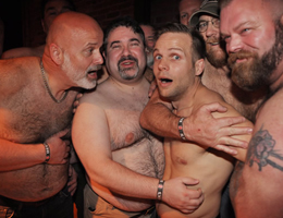 gay bars bears barcelona