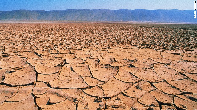 Bilder-Thread 140306165040-desert-breath-cracked-earth