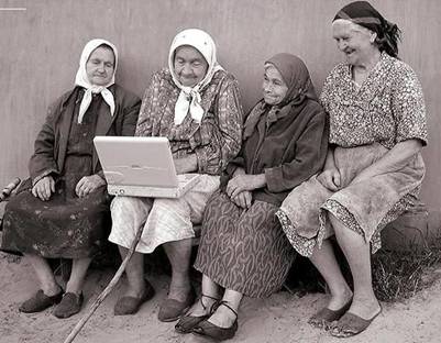 italian women laptop