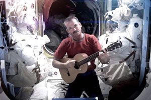 1363902007515-chris-hadfield