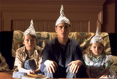 td8c6f9_Tin-Foil-Hats.jpg