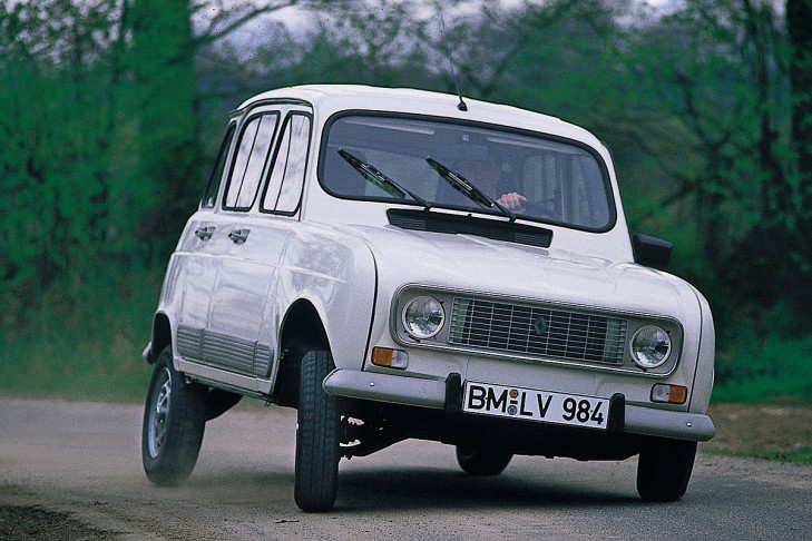 Renault-4-GTL-729x486-3aca1106aa777735