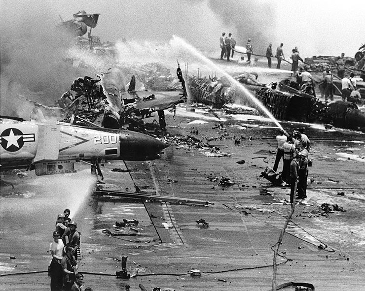 USS Forrestal explosion 29 July 1967