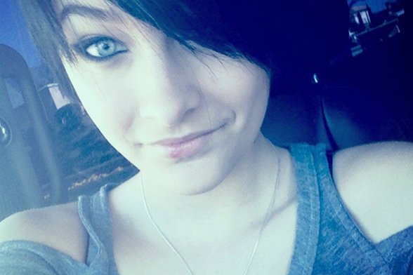 paris-jackson-twitpic