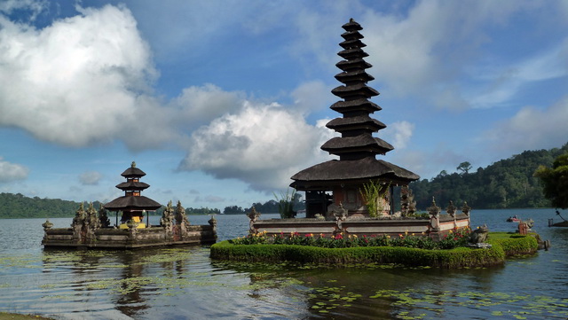 Candi Wassertempel P1000231 gr