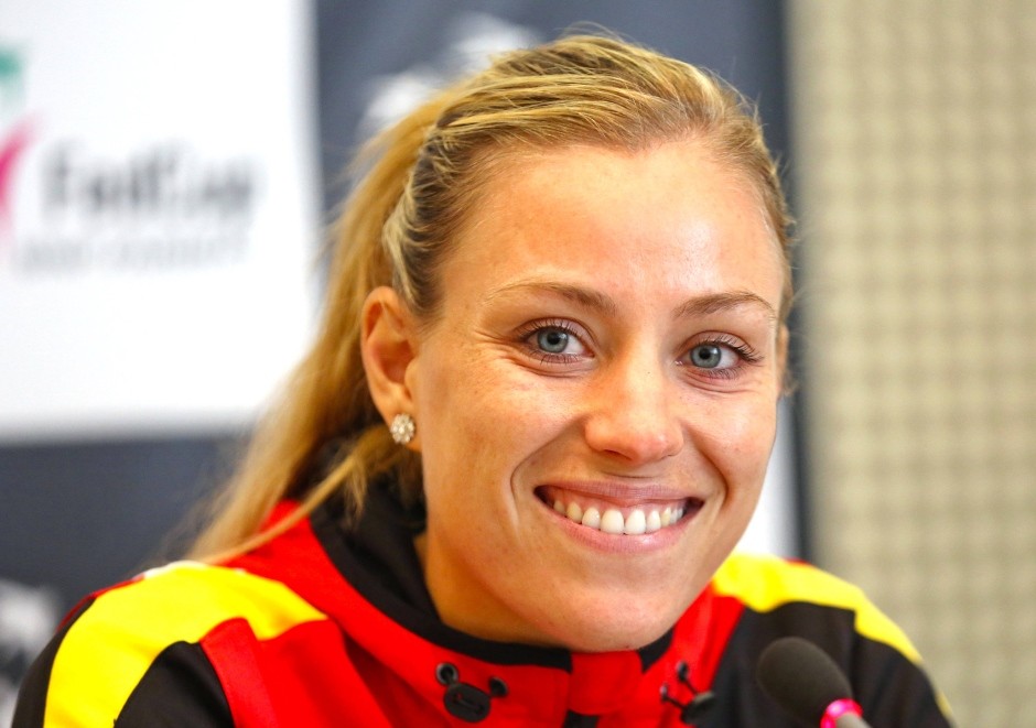 smilie-angelique-kerber-freut