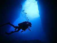 nYezCy grotto-dive-rated-3rd-best-cavern
