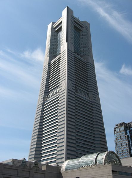 444px-Yokohama Landmark Tower 02