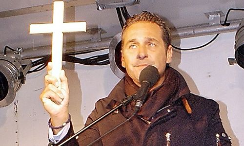 STRACHE mit Kreuz Demo 2009