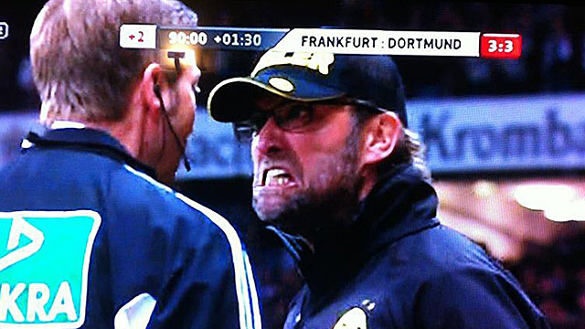 juergen-klopp-attackiert-den-vierten-off